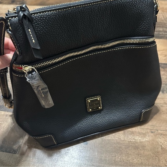 Dooney & Bourke Pebble Grain Crossbody - Picture 5 of 9